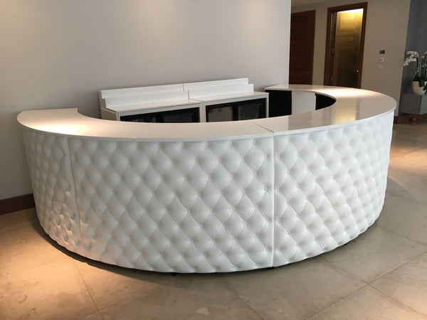 4m Chesterfield Circular Bar