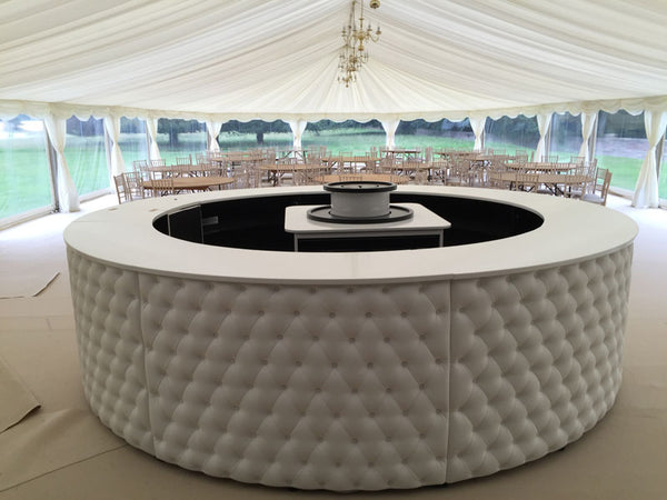 4m Chesterfield Circular Bar