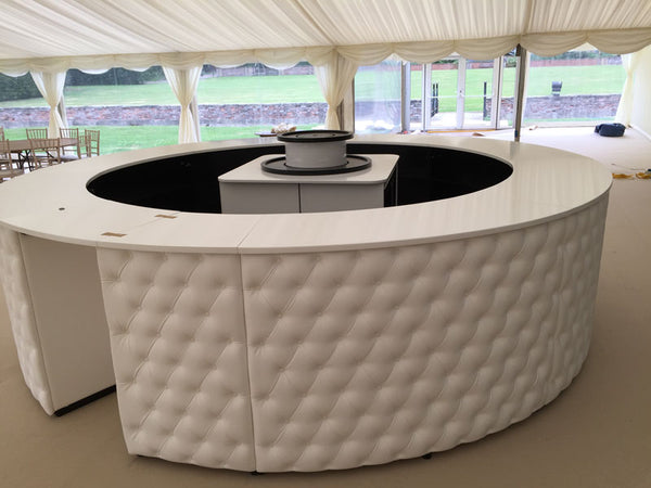 4m Chesterfield Circular Bar