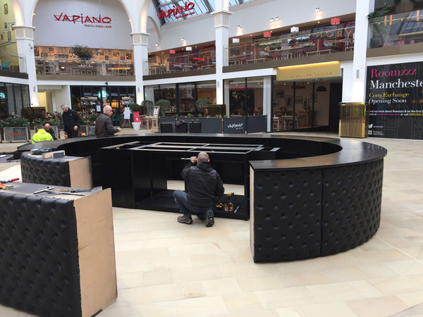 6m Chesterfield Oval Bar