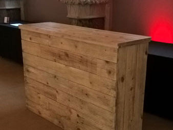 5ft Rustic Straight Bar
