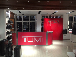 products/Tumi.jpg